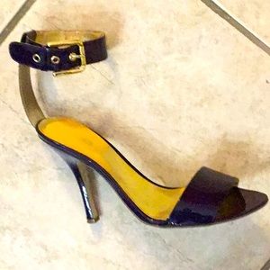 Gwdeyandra Dark Purple Patent Guess By Marciano